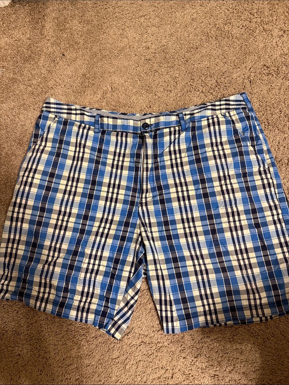 croft & barrow Blue and White Plaid Flat-Front Men's Shorts
